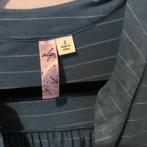 Blue Striped Short Sleeve Shirt - Picture 2 of 4